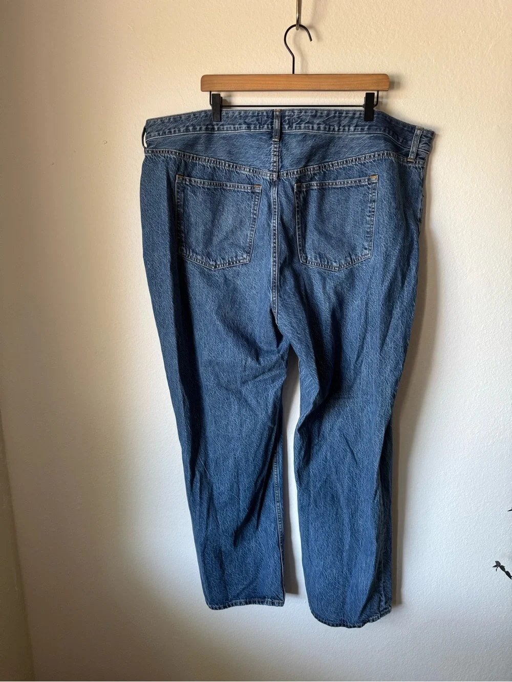 Abercrombie & Fitch our curve